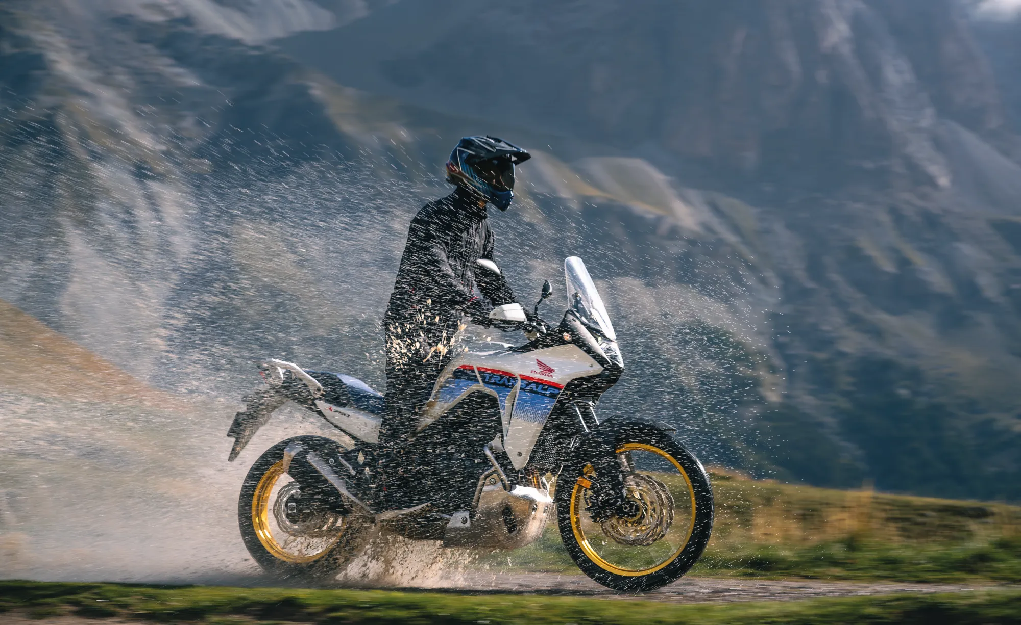 Honda Transalp 750 [6]