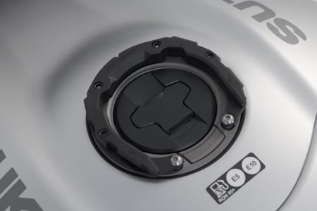 Inel pentru fixare gentuta rezervor PRO Negru. Suzuki GSX 1300 R Hayabusa (20-). Sw-Motech [1]