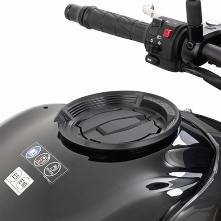 Accesorii Moto - Flansa metalica Givi pentru fixare geanta rezervor BF29