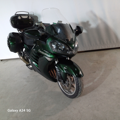 Kawasaki GTR 1400 ABS | An 2014 | K07801 [1]