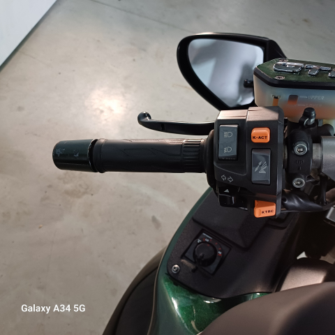 Kawasaki GTR 1400 ABS | An 2014 | K07801 [5]