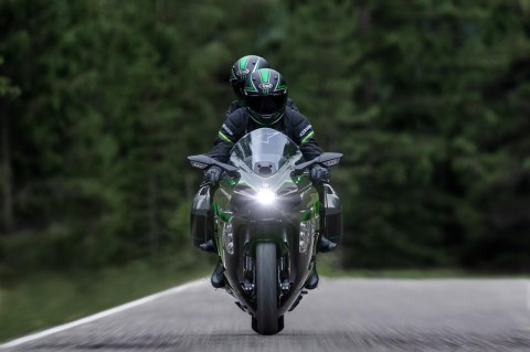 Kawasaki Ninja H2 SX SE [4]