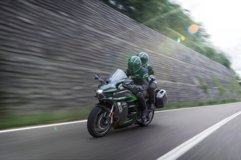 Kawasaki Ninja H2 SX SE [6]