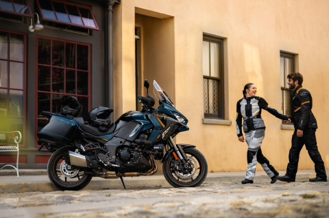 Kawasaki Versys 1100 S [5]