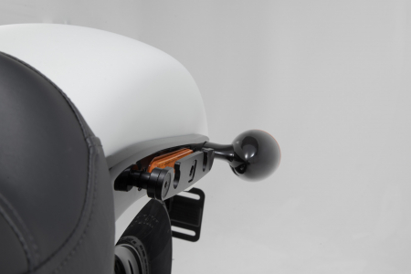 Legend Gear side bag system LH Harley-Davidson Softail Slim (17-). [4]