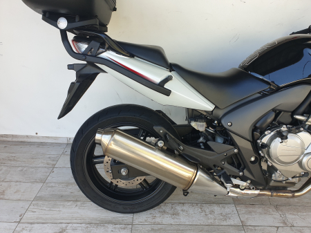 Motocicleta Honda CBF 600 ABS 600cc 76.4CP - H43538 [2]