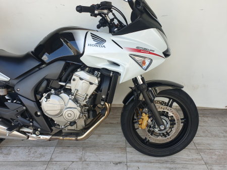 Motocicleta Honda CBF 600 ABS 600cc 76.4CP - H43538 [3]