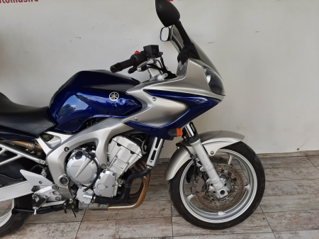 Motocicleta Yamaha FZ6 Fazer 600cc 76.5CP - Y01059 [3]