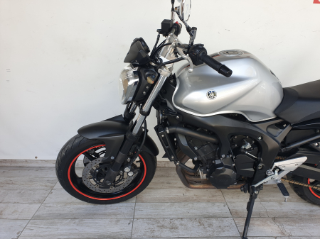 Motocicleta Yamaha FZ6 S2 600cc 96.5CP - Y12089 [13]