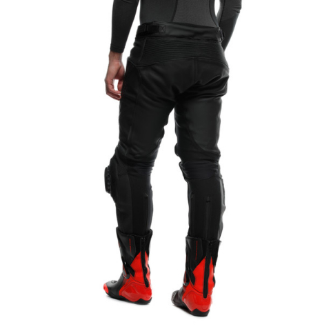 Pantaloni din piele perforata Dainese Delta 4 [7]