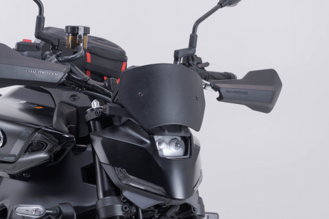 Parbriz negru Yamaha MT-09 (23-). [1]