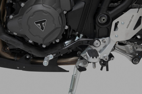 Pedala Frana si schimbator de viteze Triumph Tiger 900 models (19-). [6]