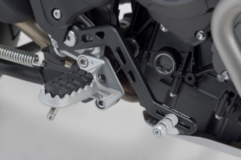 Pedala Frana si schimbator de viteze Triumph Tiger 900 models (19-). [1]