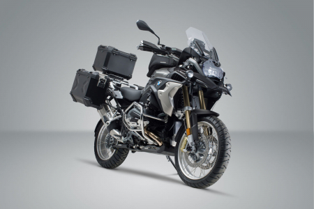 Set 3 cutii Adventure cu sistem fixare Argintiu. BMW R 1200 GS LC (13-). [1]