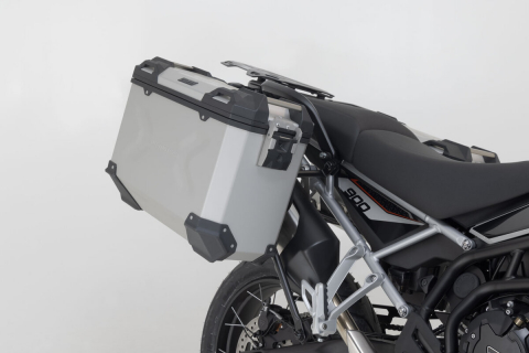 Set 3 cutii Adventure cu sistem fixare . Triumph Tiger 900 GT / Rally Pro (23-). [6]
