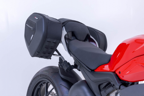 Set genti laterale PRO Blaze H Ducati Streetfighter V4 / S (19-). [2]