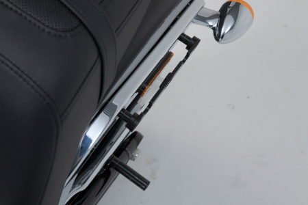 Sistem fixare geanta laterala stanga SLH Harley-Davidson Softail Low Rider / S (17-). [2]