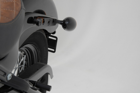 Genti-Cutii-Coburi - Sistem fixare geanta laterala stanga SLH Harley-Davidson Softail Street Bob (17-).