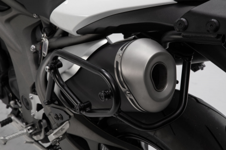 SLC side carrier set Triumph Speed Triple 1050 (18-). [2]