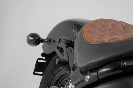 Suport fixare geanta laterala dreapta SLH Harley-Davidson Street Bob/ Slim (17-). [2]