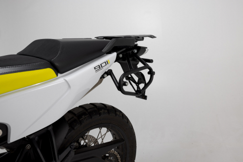 Suport geanta SLC stanga Husqvarna Norden 901 (21-). [2]