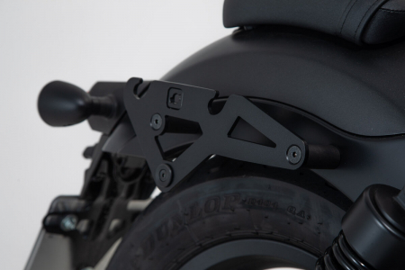 Suport geanta SLH LH1 dreapta Honda CMX500 Rebel (16-). [3]