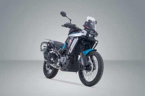 Suport genti laterale Pro. Negru. CFMoto 450MT CF400-8F (23-25) SW-MOTECH [1]