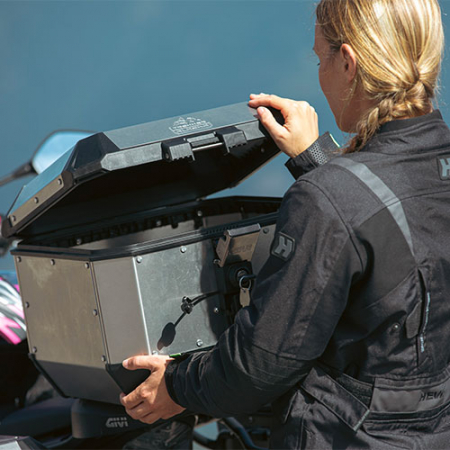 Top Case GIVI Trekker Alaska Aluminiu 44 [2]