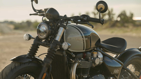 Triumph Bonneville Bobber [2]