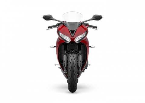 Triumph Daytona 660 [5]