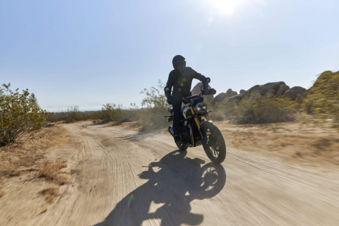 Triumph Scrambler 400 X [7]