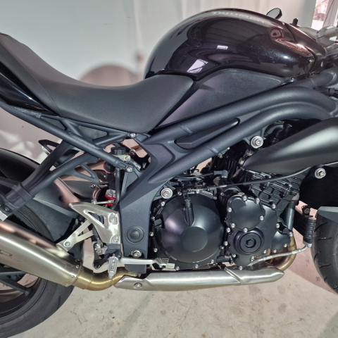 Triumph Speed Triple 1050 | An 2011 | T84152 [3]