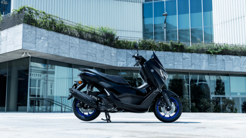 Yamaha NMAX 125 [36]