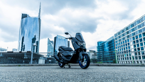 Yamaha NMAX 125 [22]