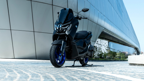 Yamaha NMAX 125 [24]