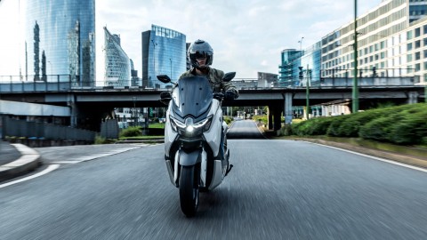 Yamaha NMAX 125 Tech MAX [13]