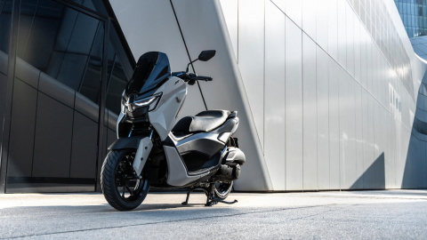 Yamaha NMAX 125 Tech MAX [27]
