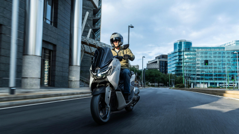 Yamaha NMAX 125 Tech MAX [20]