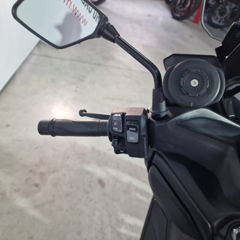 Yamaha X-Max 300 ABS | An 2024 | Y10651 [6]