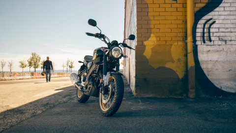 Yamaha XSR125 Legacy [7]