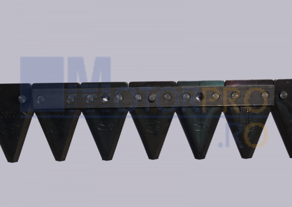 Lamă 19 secțiuni D2001R [2]