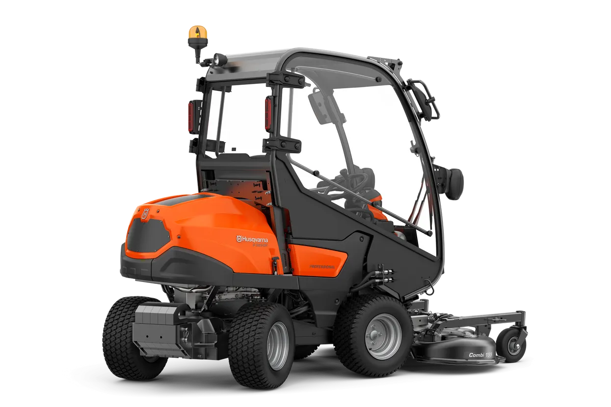Husqvarna P 525DX cu cabină (prețul nu include masă de tăiere) [1]