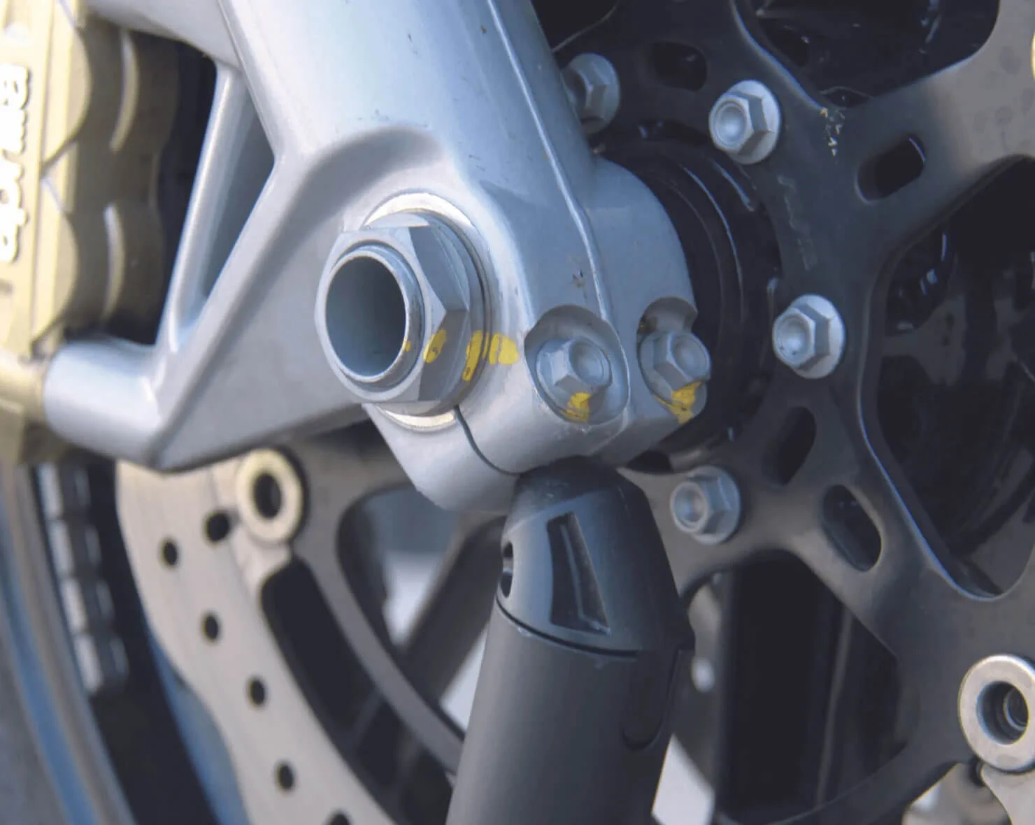 Stander Fata Motocicleta LV8 DIAVOL [2]