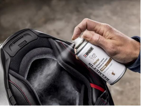 ipone-helmet-in-interior-clean-3700142401914 [1]