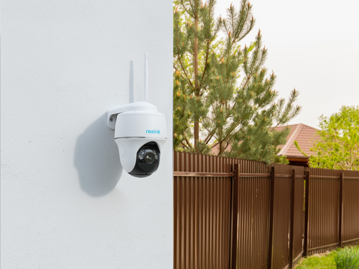 Surveillance Camera Package with Solar Panel and 64GB MicroSD Card Reolink Argus PT Ultra, 4K / 8MP Resolution [7]