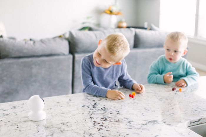 Surveillance camera package with 64GB MicroSD Card, Reolink E1-V2 WIFI, 3MP resolution [4]