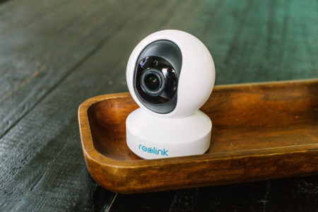 Reolink E1 Zoom V2 surveillance camera with WIFI, Artificial Intelligence, auto tracking, 3x optical zoom 5MP resolution [11]