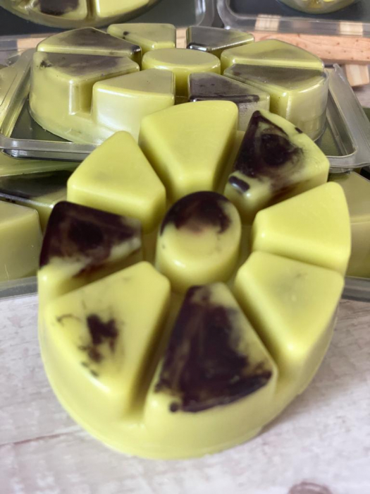 ceara parfumata-tablete parfumate-ceara-tarte parfumate-parfum barbatesc-Izzy Miyaki-aromaterapie-aroma flori-myricandles [7]