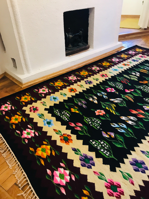 45 years old Handwoven Rug from Oltenia - 2,4 x 1,55 m [2]
