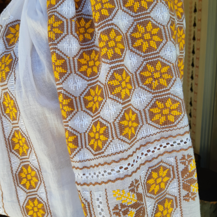romanian-blouse-long-sleeve-motif-the-wheel-beige-yellow [4]